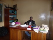 Herr Rabet Onyango, Direktor der Schule.