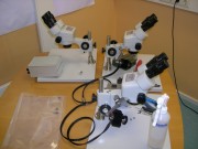 Die Mikroskope werden im Chemie- und Biologieunterricht eingesetzt werden.