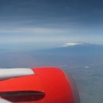 Aus dem Flugzeug: Der höchste Berg Afrikas